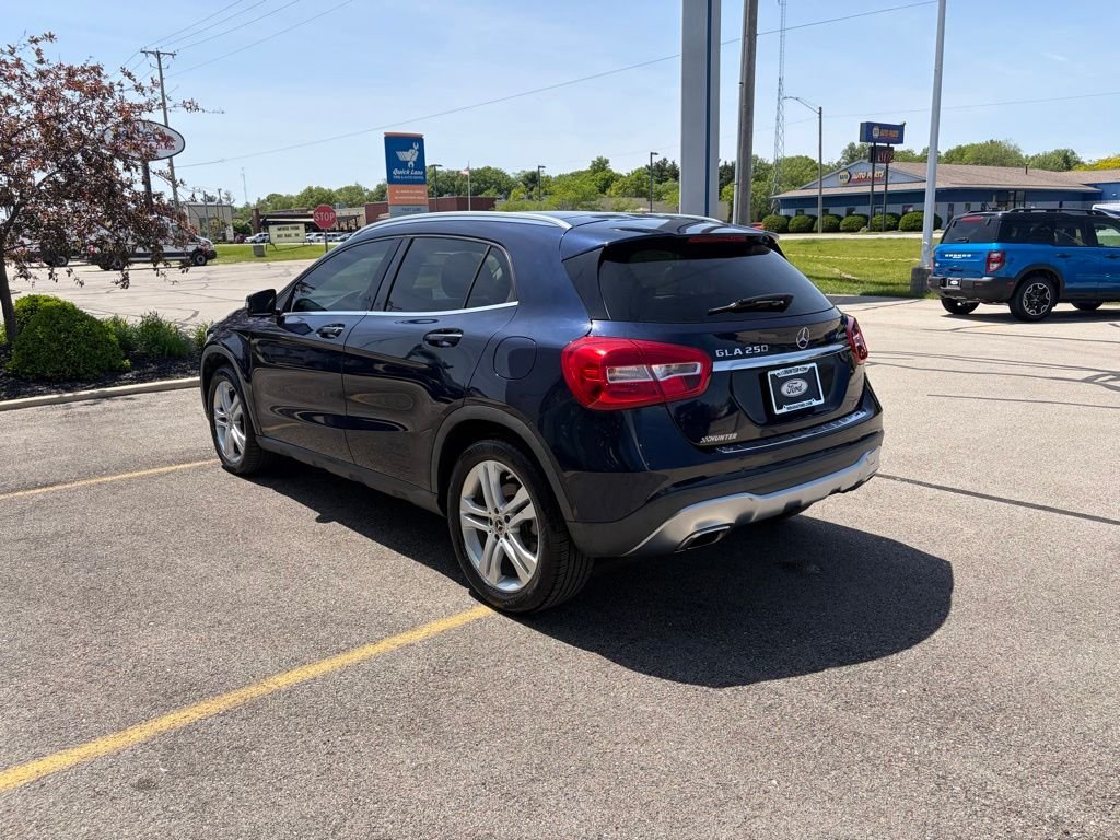 Used 2018 Lunar Blue Metallic Mercedes-Benz GLA 250 image 33
