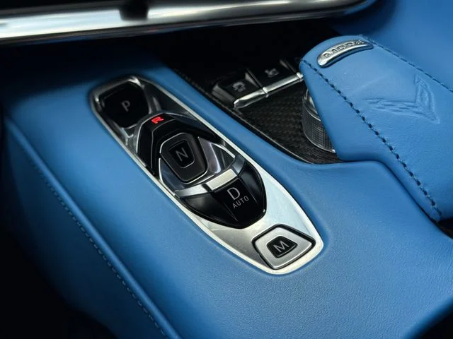 Used 2020 White Chevrolet Stingray image 17