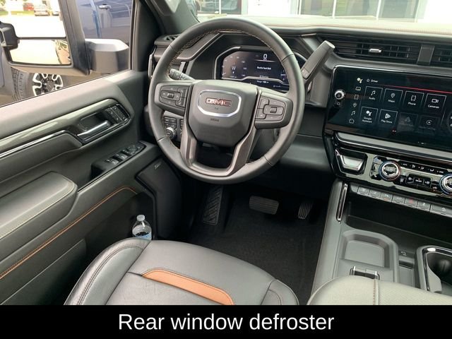 Used 2024  GMC AT4 image 17