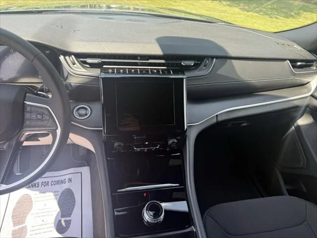 2025 Jeep Grand Cherokee L Laredo - Photo 11
