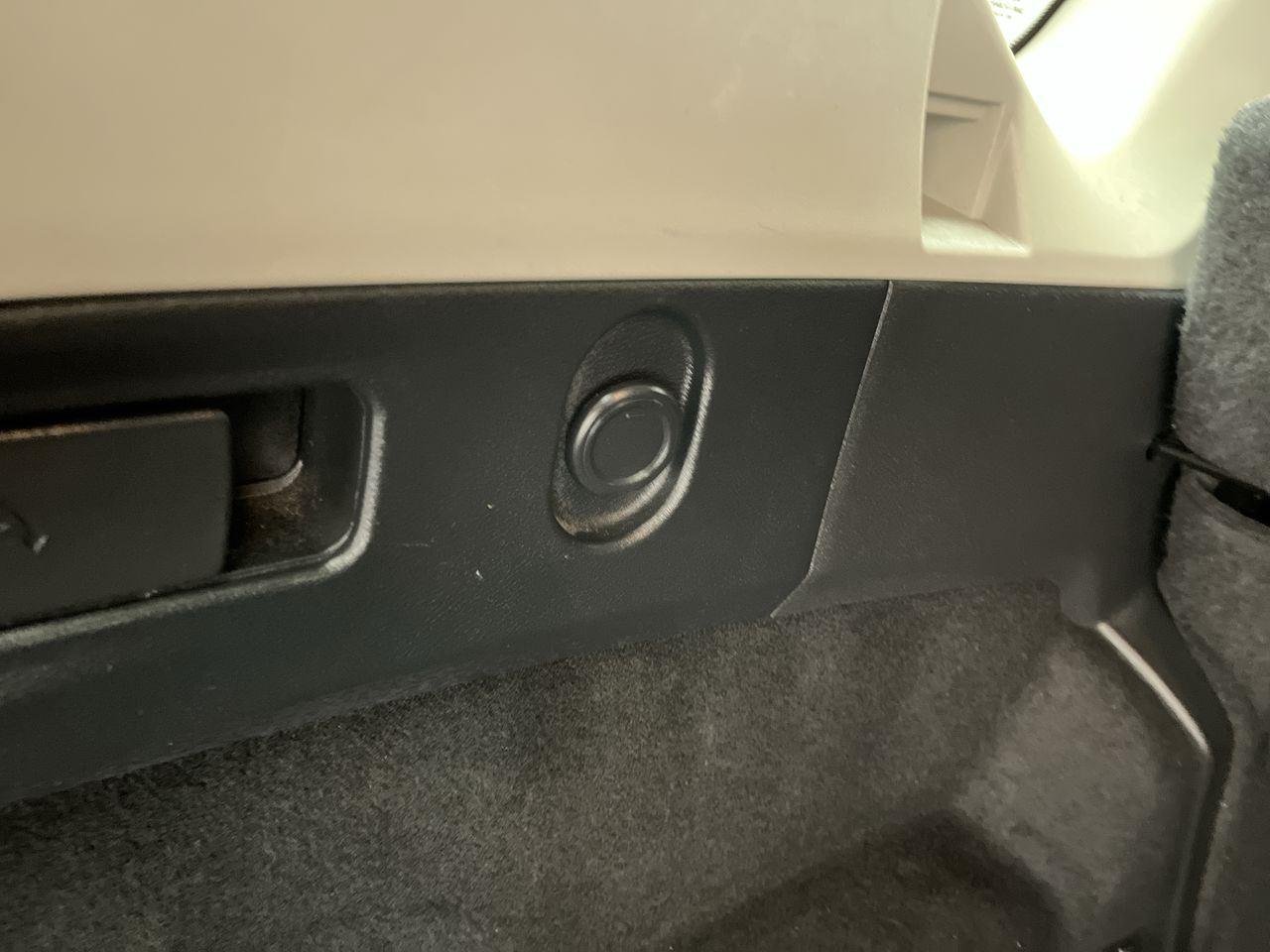 Used 2021 Gun Metallic Nissan SL image 28