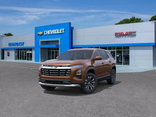 2027 Chevrolet Equinox LT - Photo 8