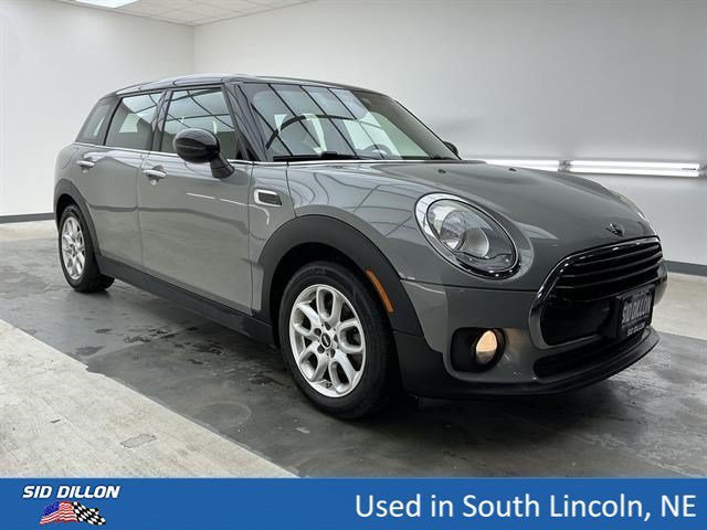 Used 2017 Moonwalk Grey Metallic MINI Cooper image 3