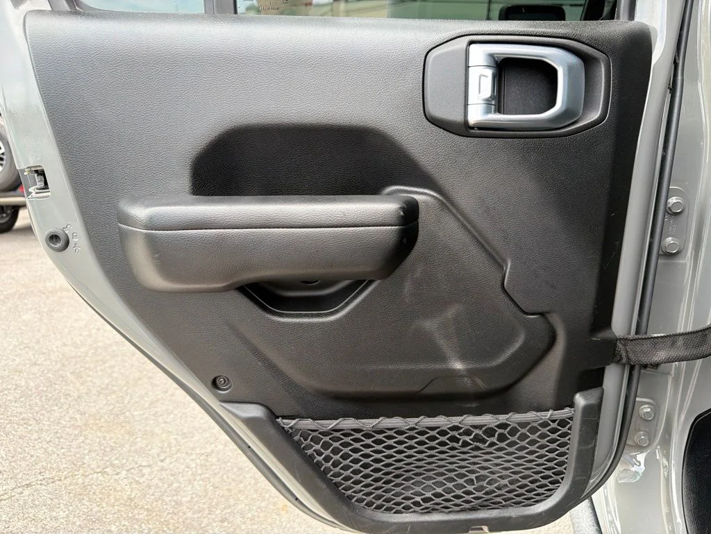 Used 2021 Gray Jeep Sport image 20