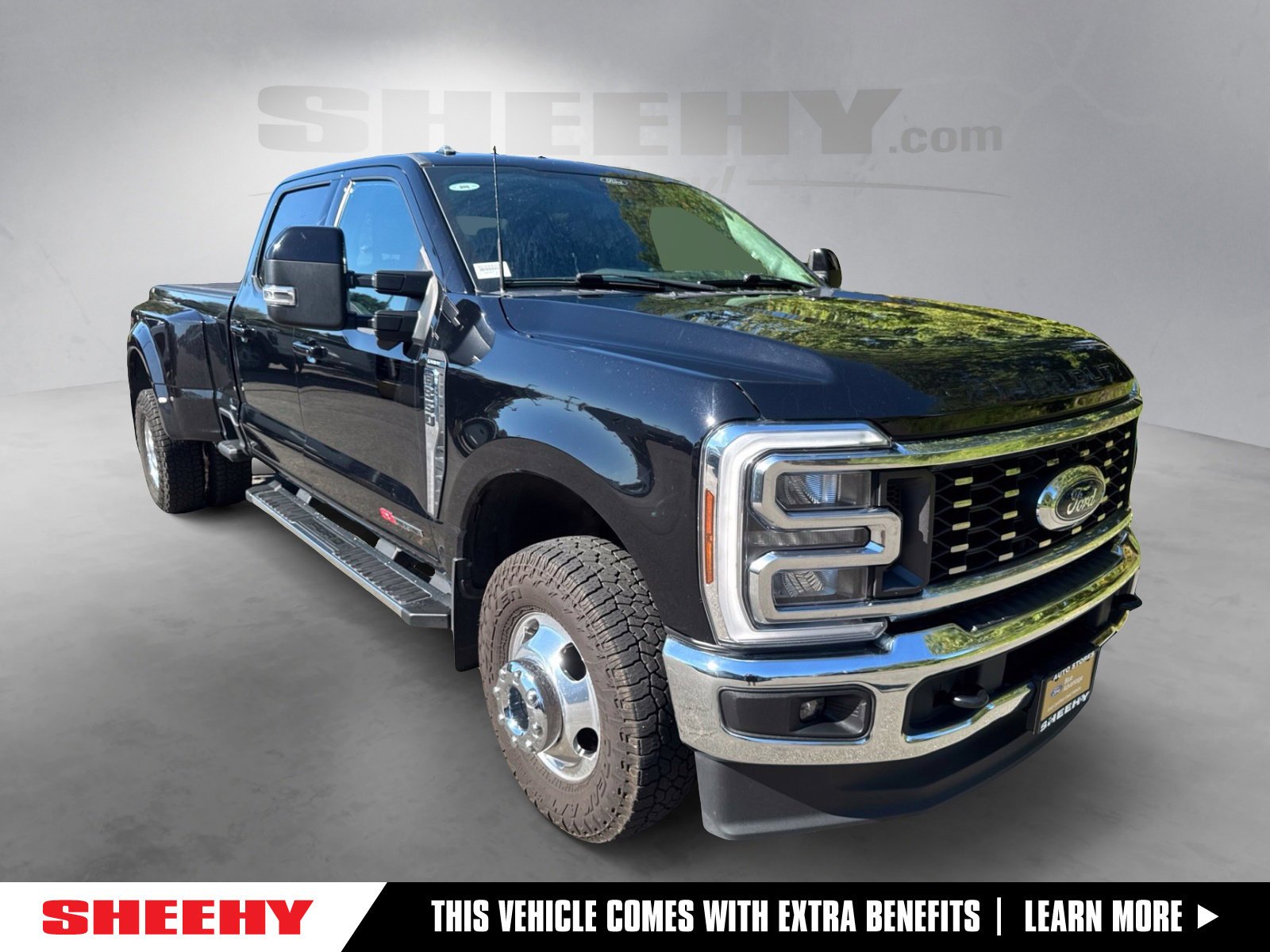 Used 2024 Black Ford Lariat image 1