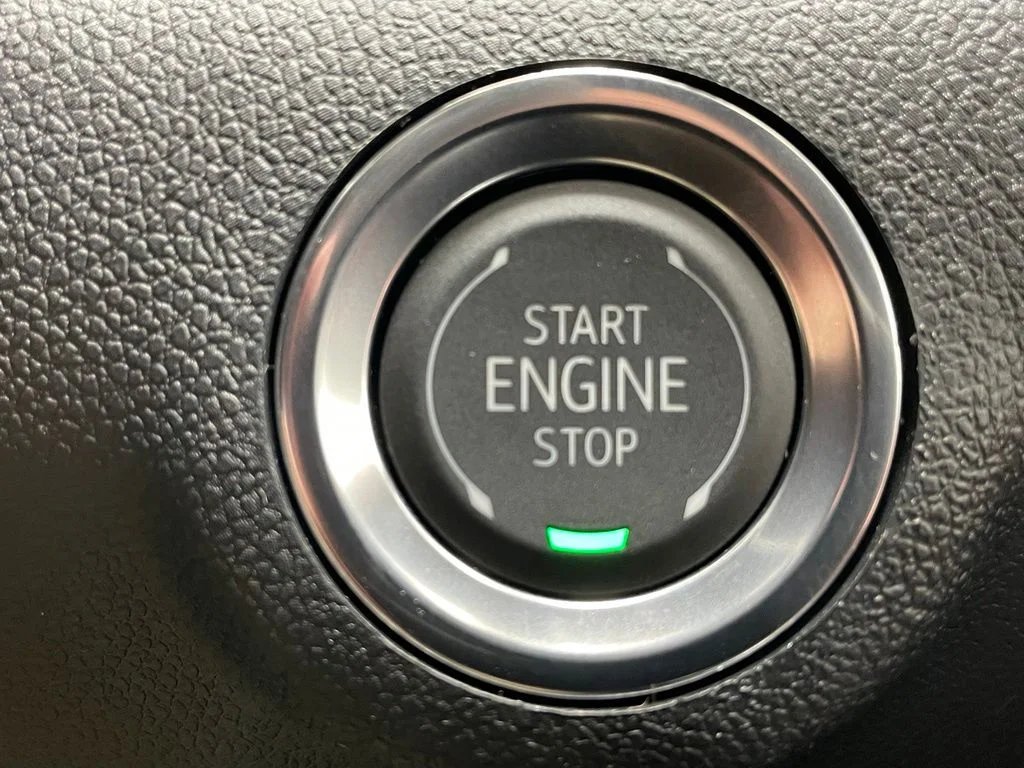 New 2027 Red GMC Elevation image 31