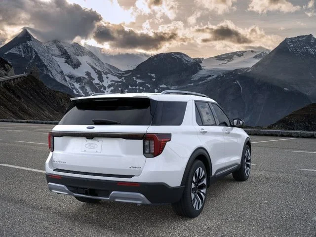 New 2026 White Ford Platinum image 8