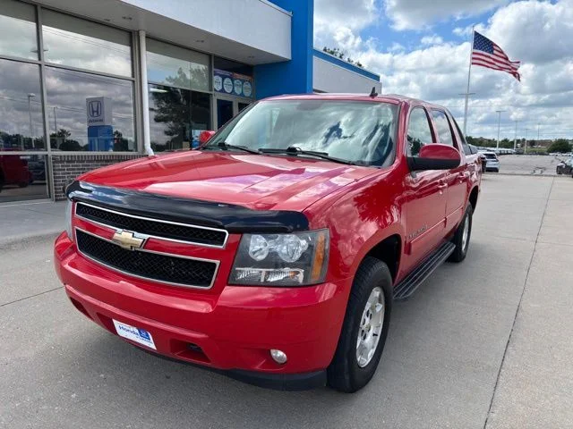 Used 2010 Red Chevrolet LT LT1 image 1