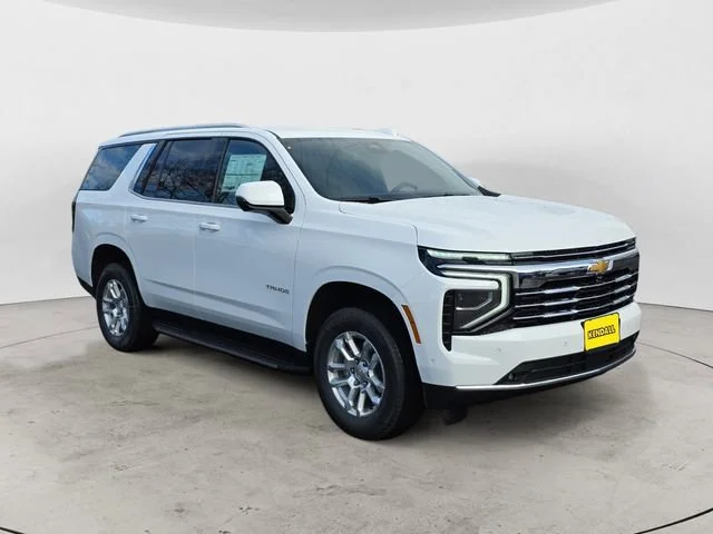 Used 2026 Summit White Chevrolet LT image 7
