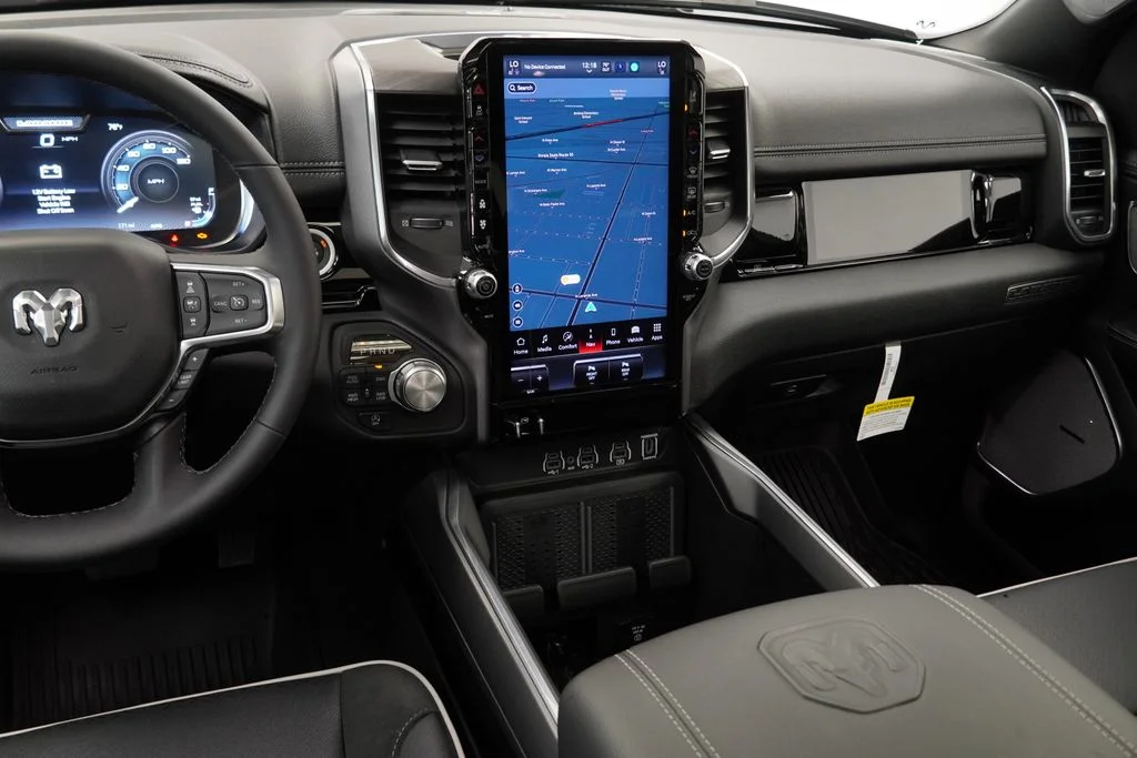 2026 RAM 1500 Laramie - Photo 20