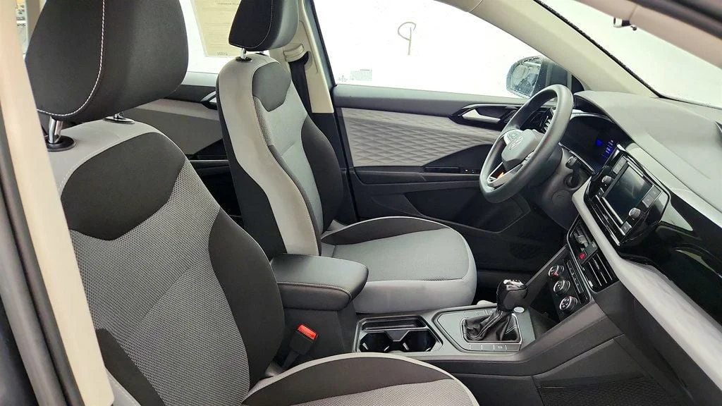 Used 2022 Platinum Gray Metallic Volkswagen S FWD image 20