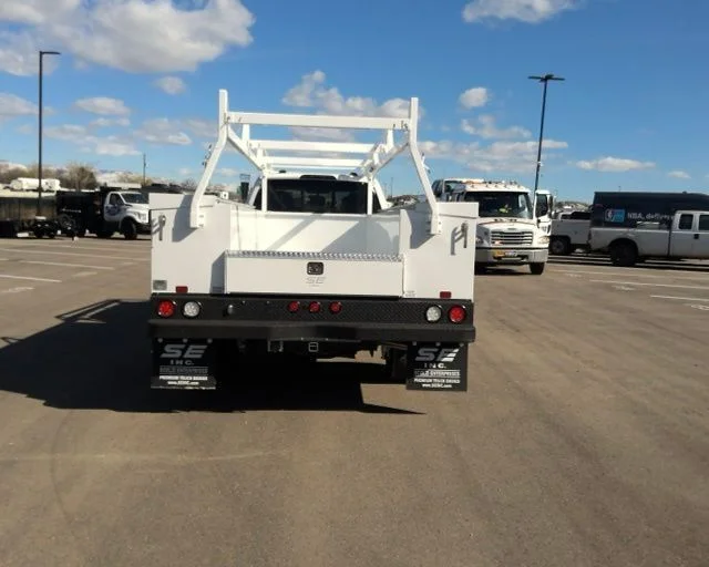 New 2026 Oxford White Ford XL image 6