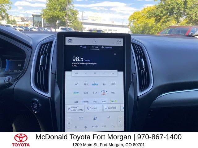 Used 2022 Black Ford SEL image 17