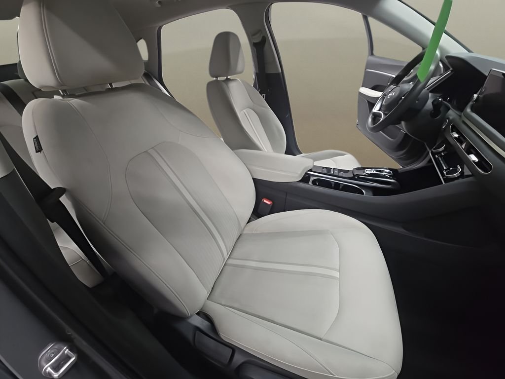 Used 2023 Gray Hyundai SEL image 26