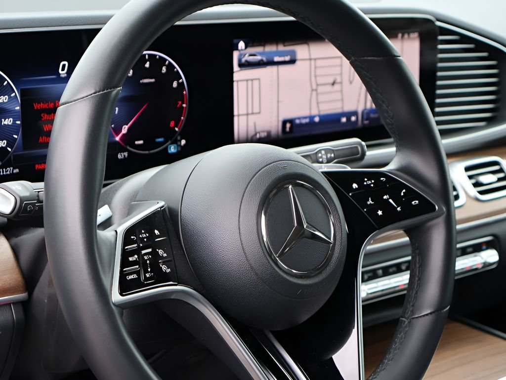 Certified Used 2025 Obsidian Black Metallic Mercedes-Benz GLE 350 image 20
