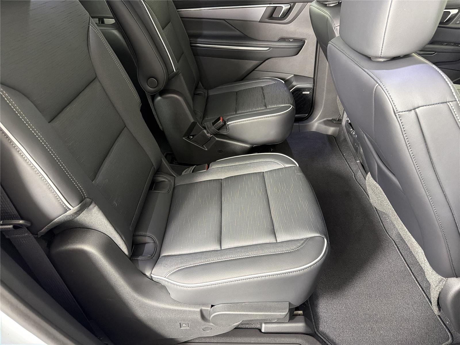2026 Buick Enclave Sport Touring - Photo 14