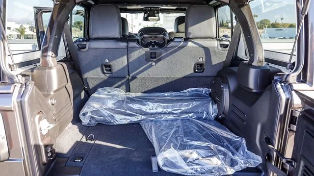 New 2026 Gray Jeep Rubicon X image 33