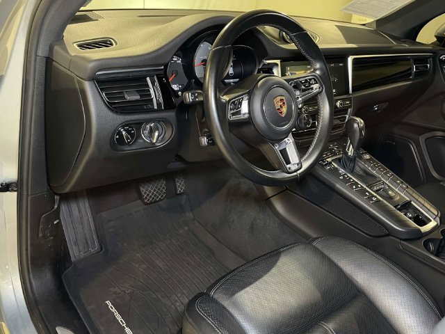 Used 2019 Silver Porsche S image 4