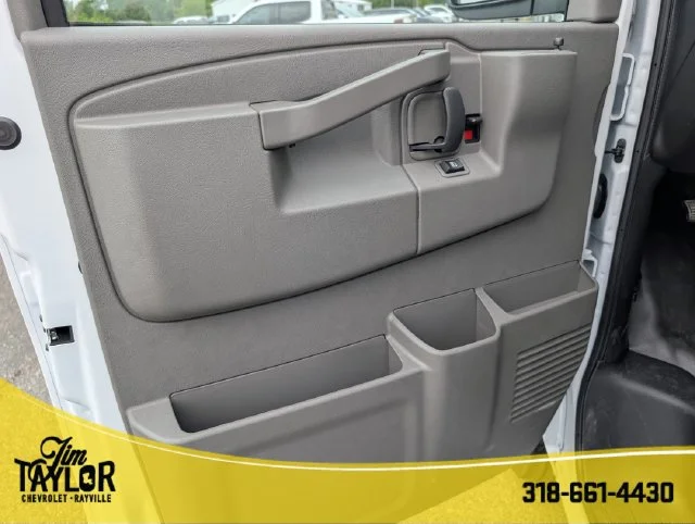 2026 Chevrolet Express Cargo Work Van - Photo 15