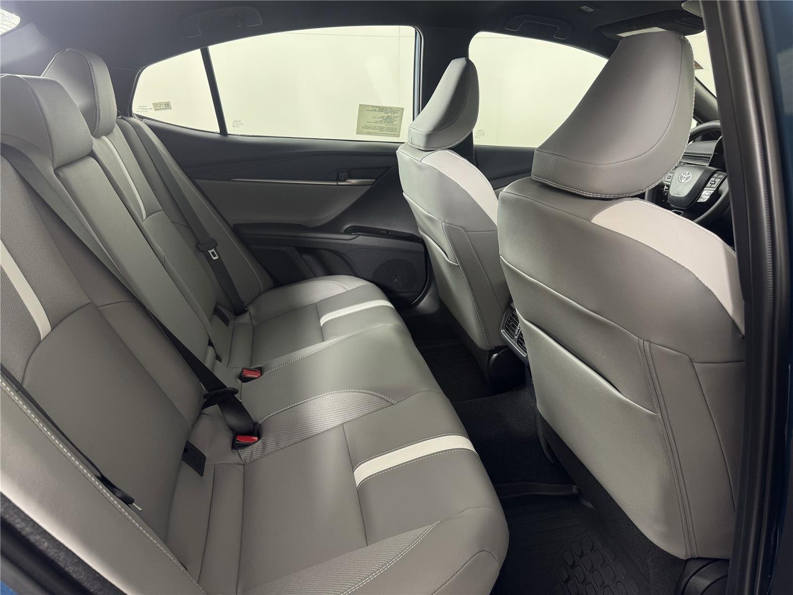 New 2026 Ocean Gem Toyota  SE image 21