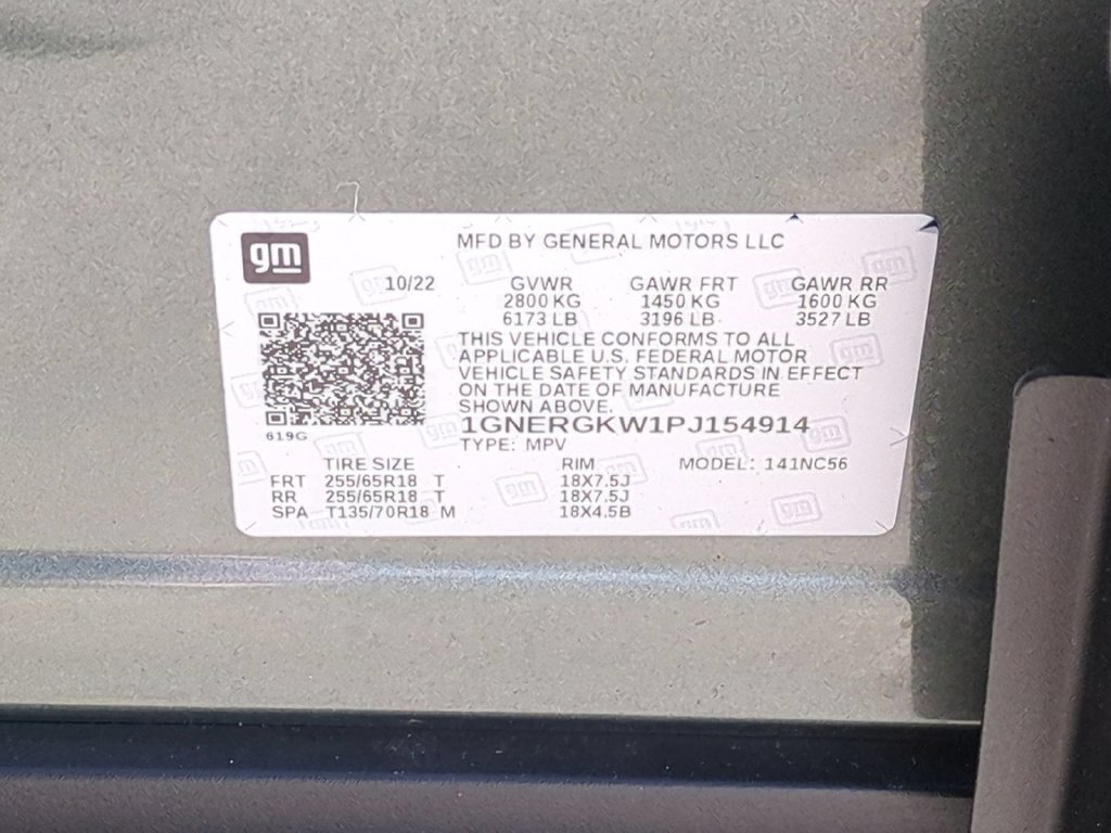 Used 2023 Silver Sage Metallic Chevrolet LT Cloth image 37