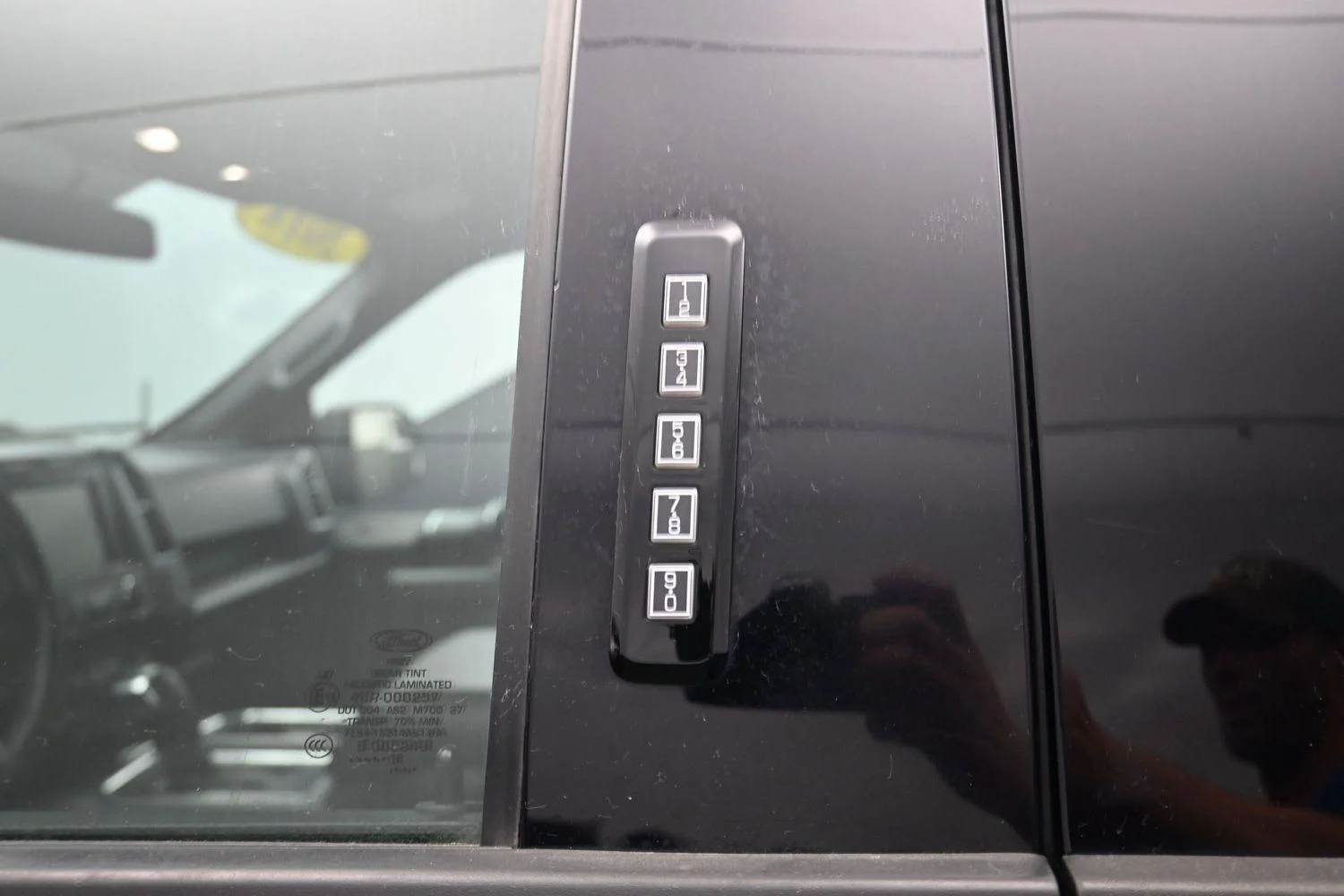 Used 2018 Magnetic Ford XLT image 17