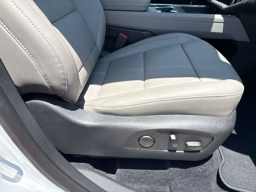 2026 GMC Acadia Elevation - Photo 23