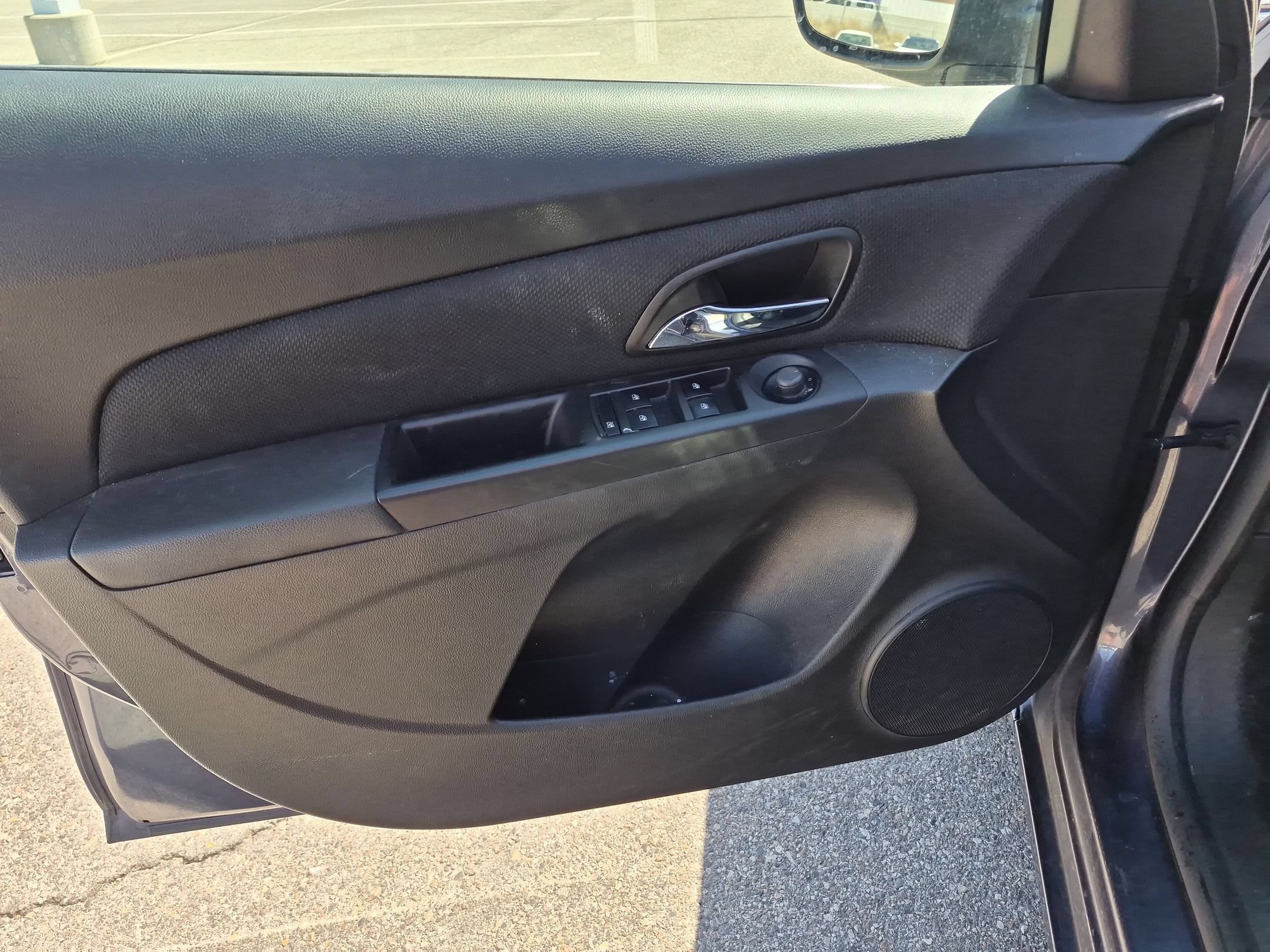 Used 2014 Atlantis Blue Metallic Chevrolet 1LT image 12