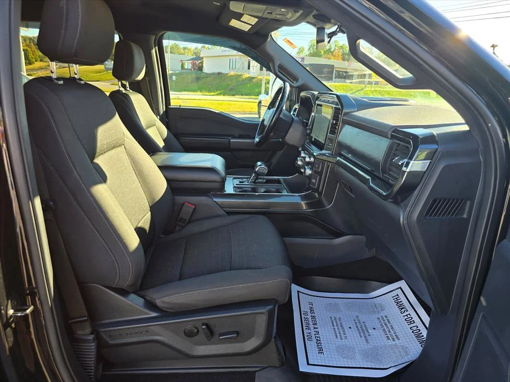 Used 2021  Ford XLT image 14