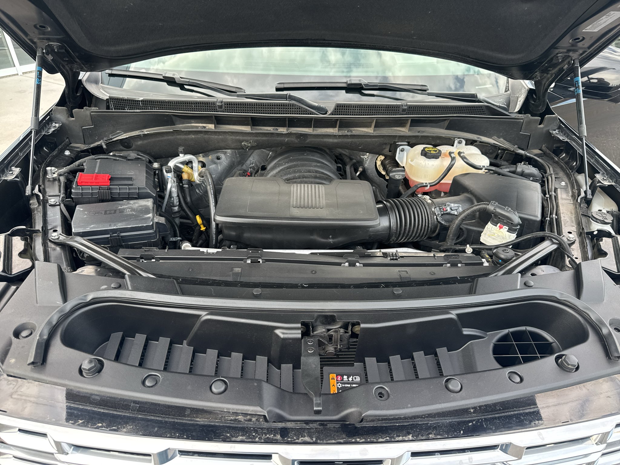 Used 2025 Onyx Black GMC Denali image 30