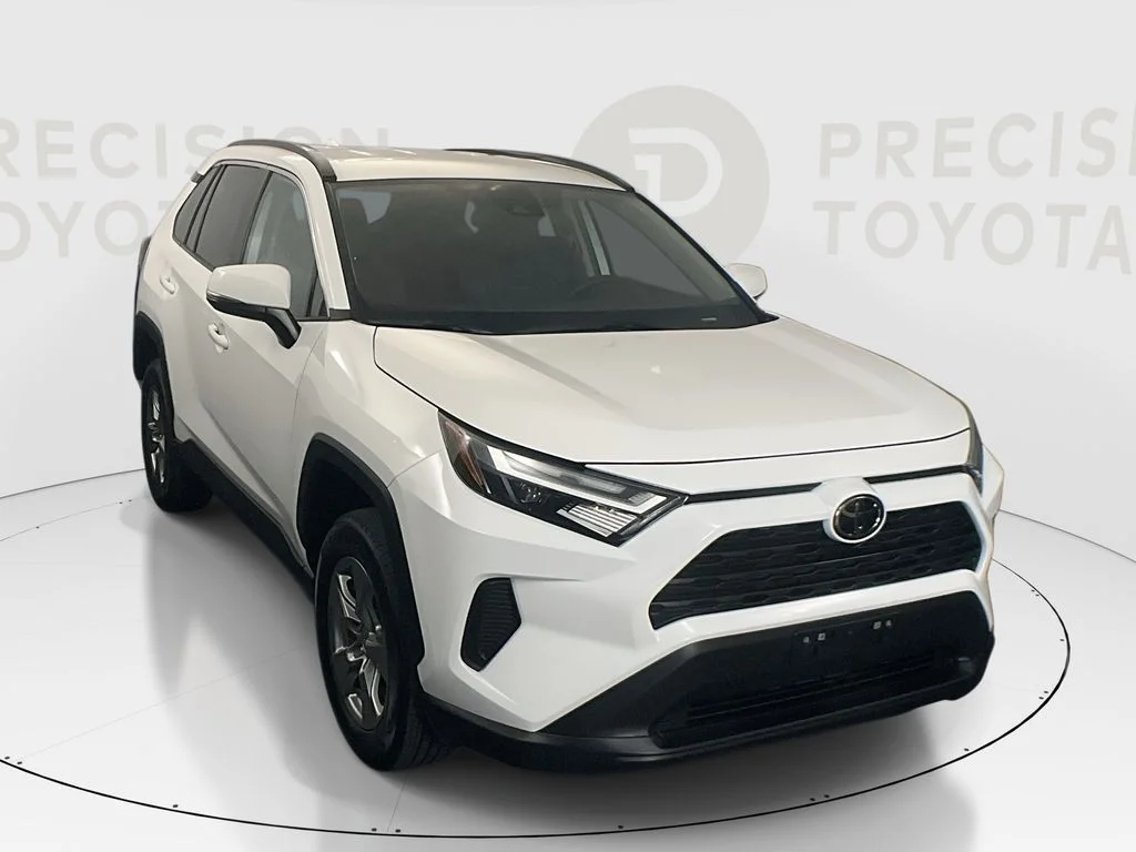 Used 2025 Ice Toyota XLE image 1