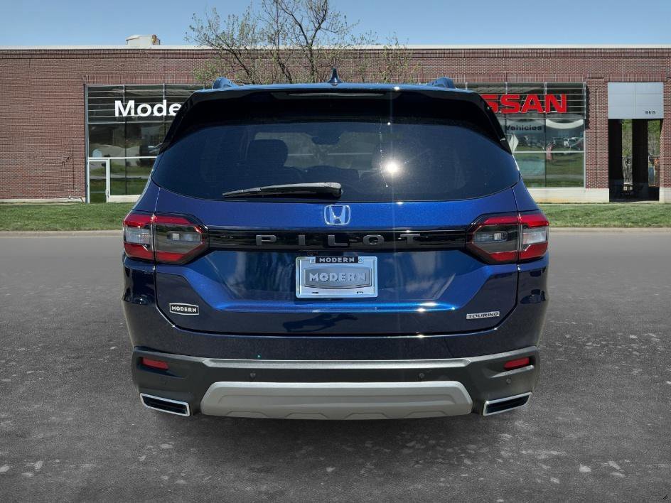 Used 2023 Blue Honda Touring image 3