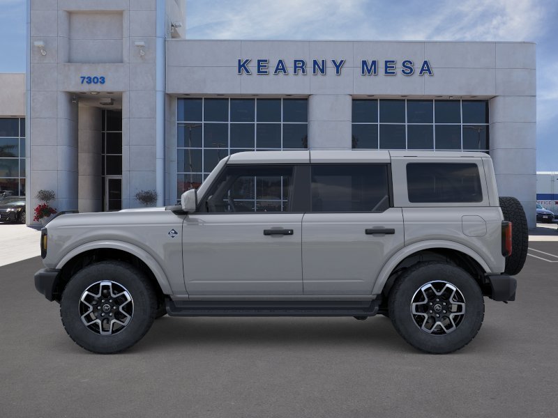 New 2026 Avalanche Gray Ford Outer Banks image 28
