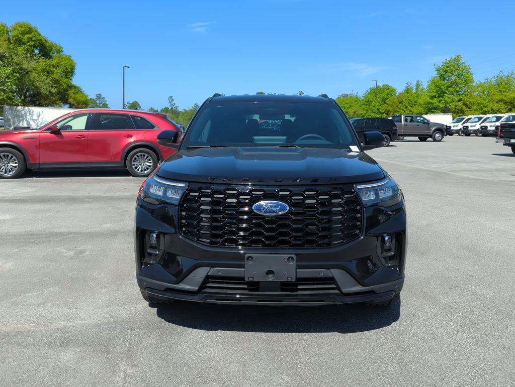 New 2026 Agate Black Metallic Ford ST-Line image 10