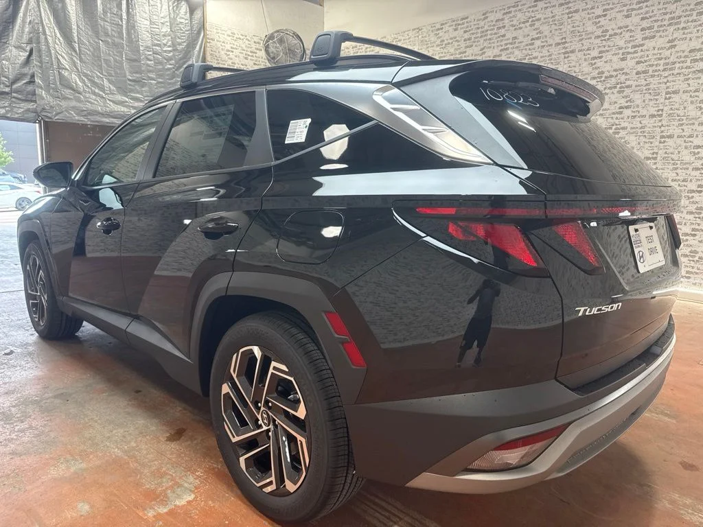 New 2026 Phantom Black Hyundai SEL Plus image 5