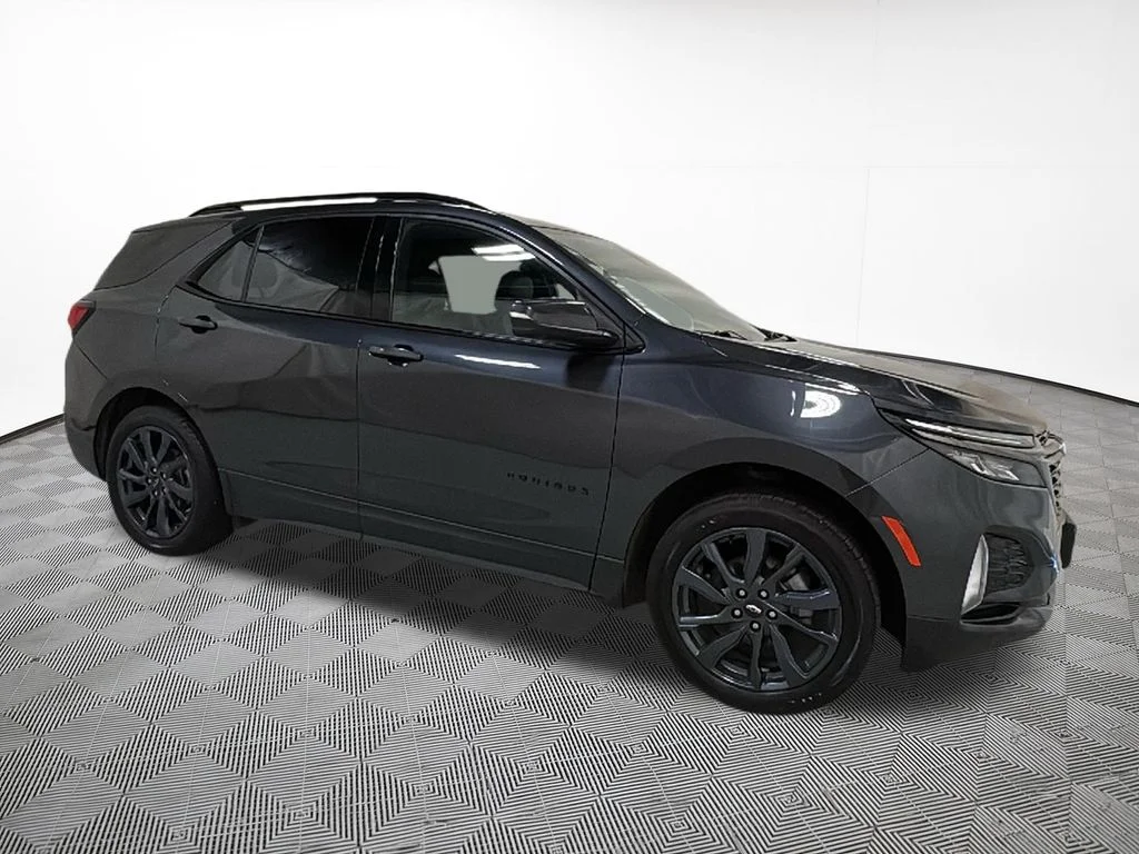 Used 2023 Gray Chevrolet RS image 5