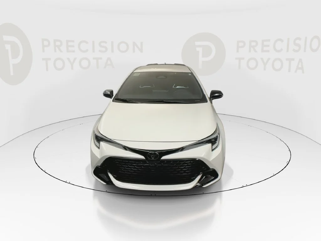 Used 2026 Ice Cap Toyota SE image 7