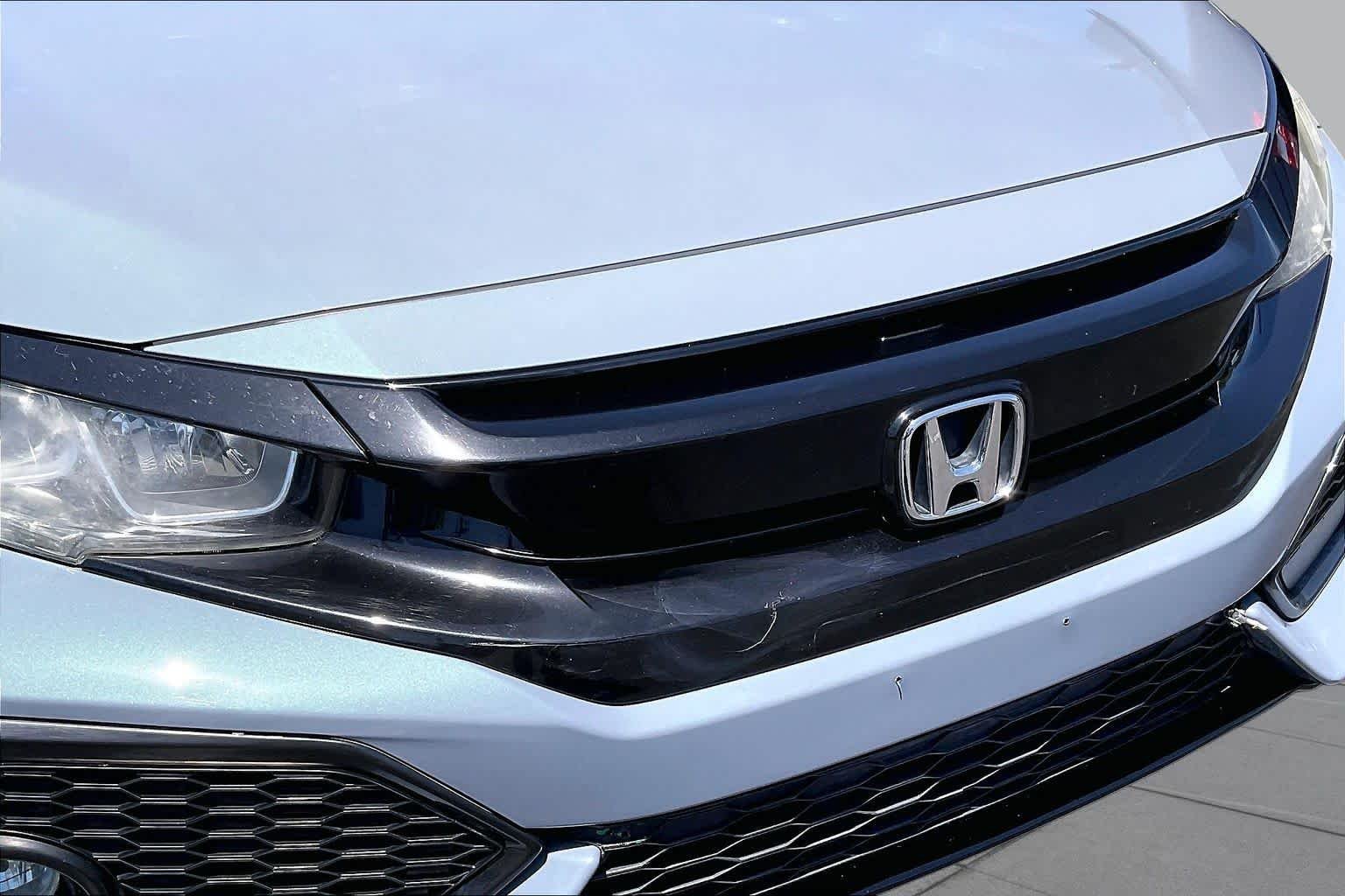 Used 2019 Sonic Gray Pearl Honda Sport image 29
