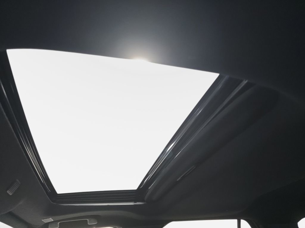 Used 2025 Underground Toyota Limited image 22