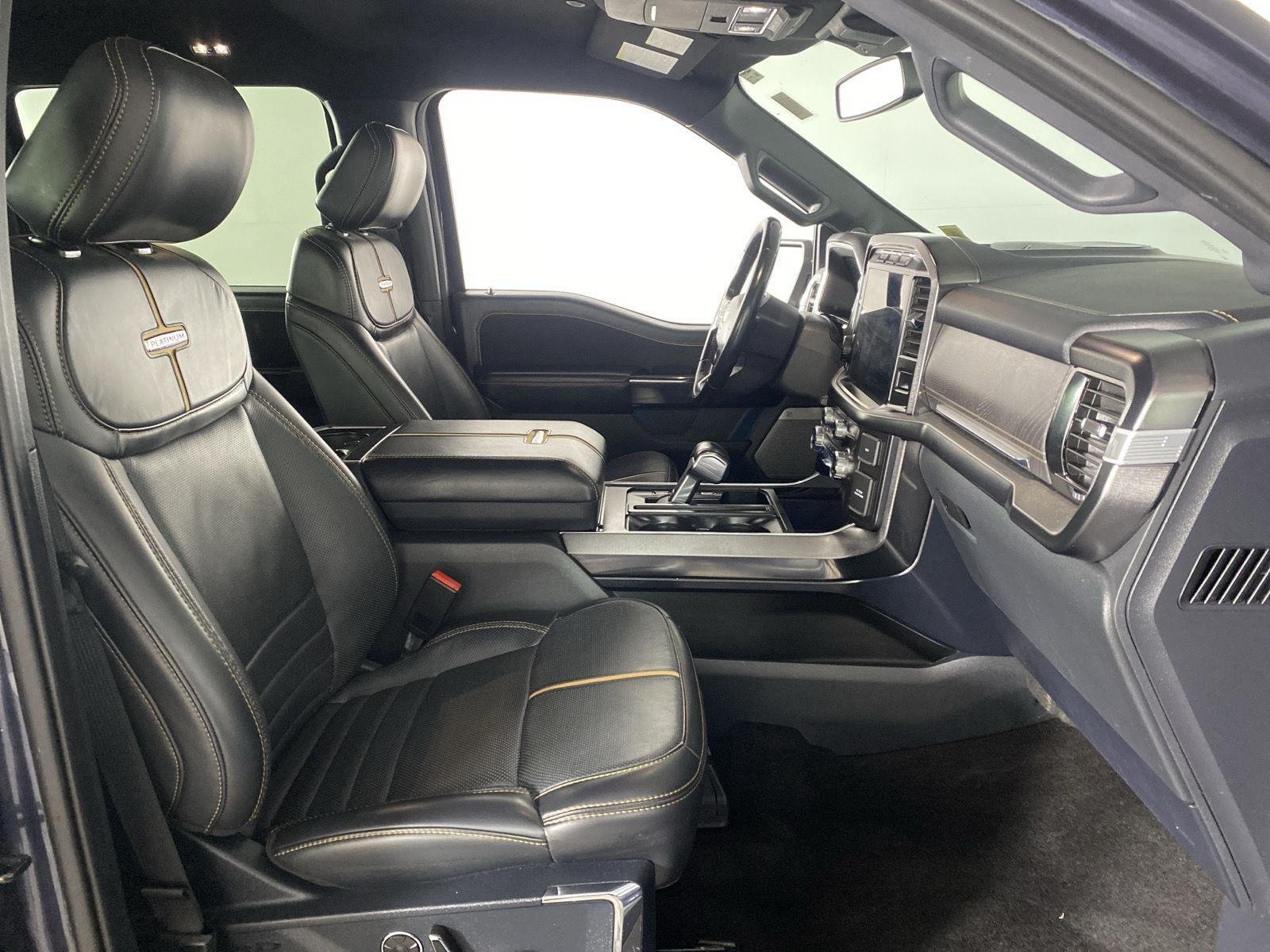 Used 2021 Smoked Quartz Metallic Tinted Clearcoat Ford Platinum image 32