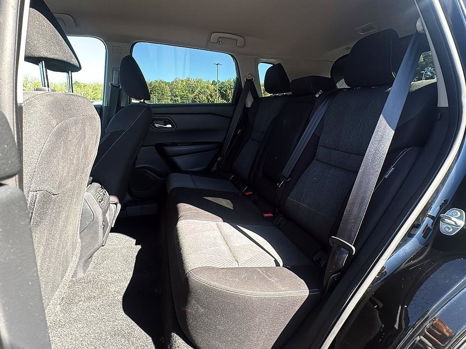 Used 2025 Super Black Nissan SV image 18