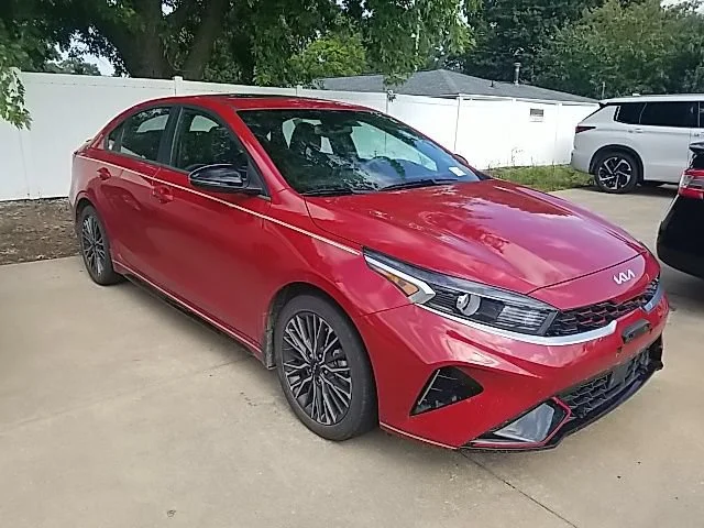 Used 2024  Kia GT-Line image 2