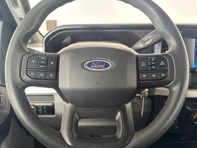Used 2025 Oxford White Ford XL image 18
