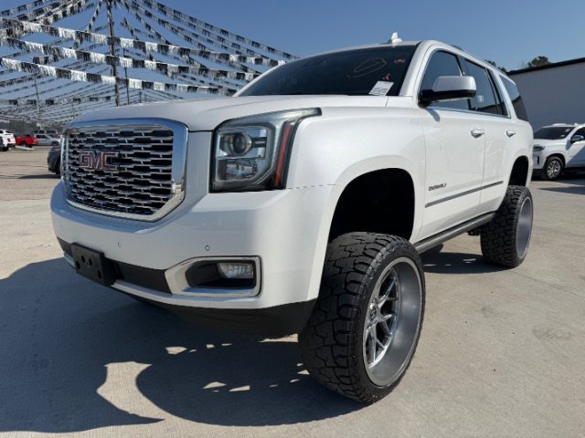 2019 GMC Yukon 4WD Denali's photo