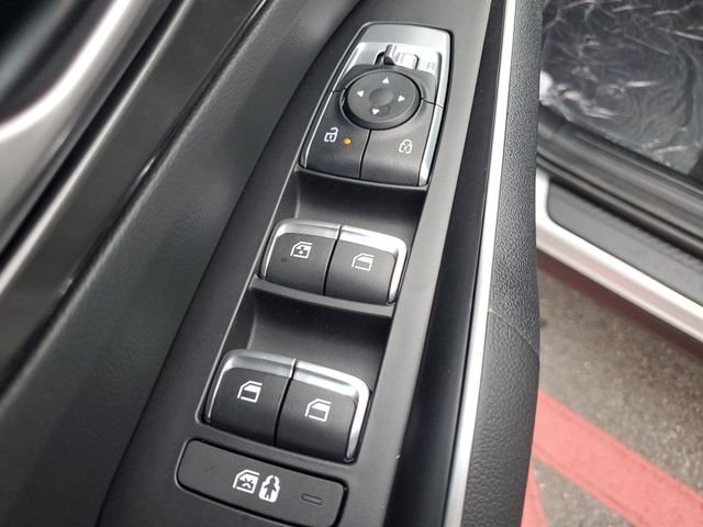 New 2026 Ivory Kia EX image 22