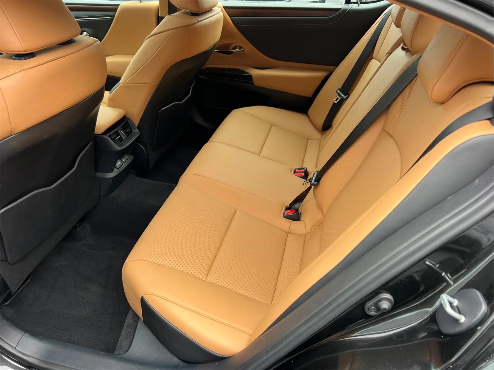 Certified Used 2025 Caviar Lexus 350 image 21
