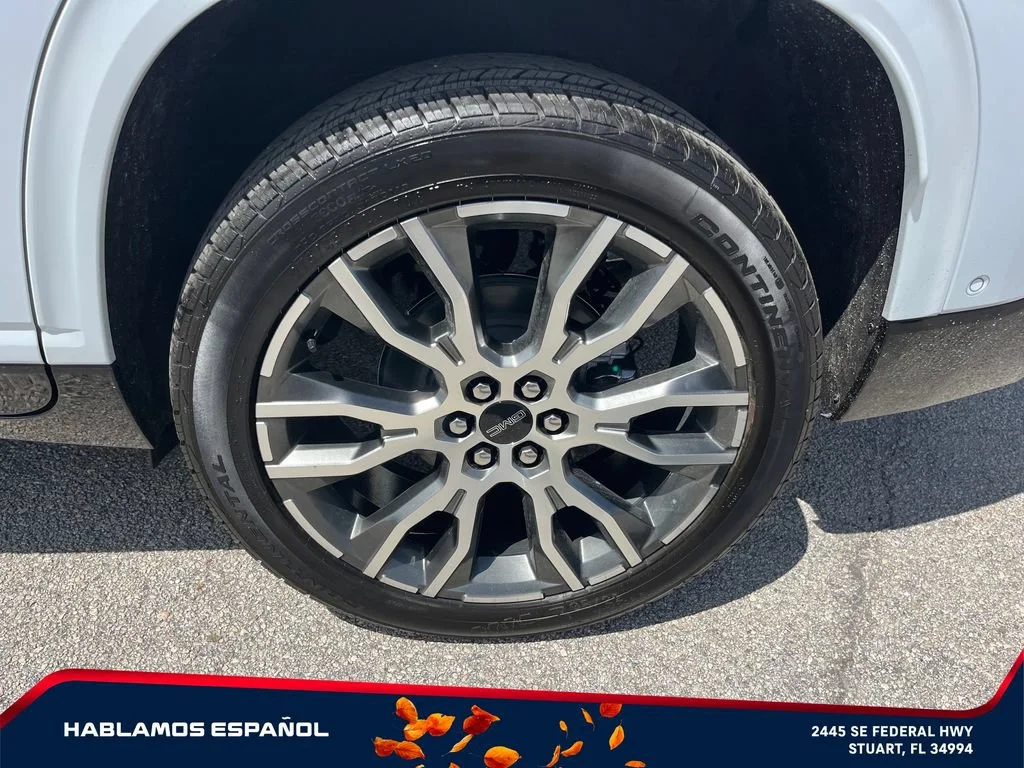2026 GMC Acadia Denali Ultimate - Photo 9