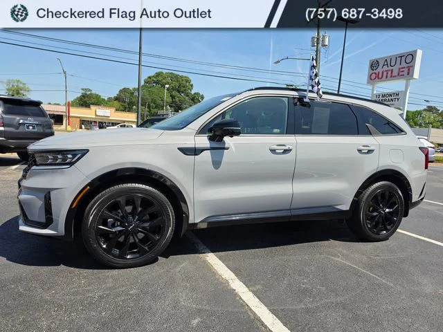 Used 2022 Wolf Gray Kia SX-Prestige image 2