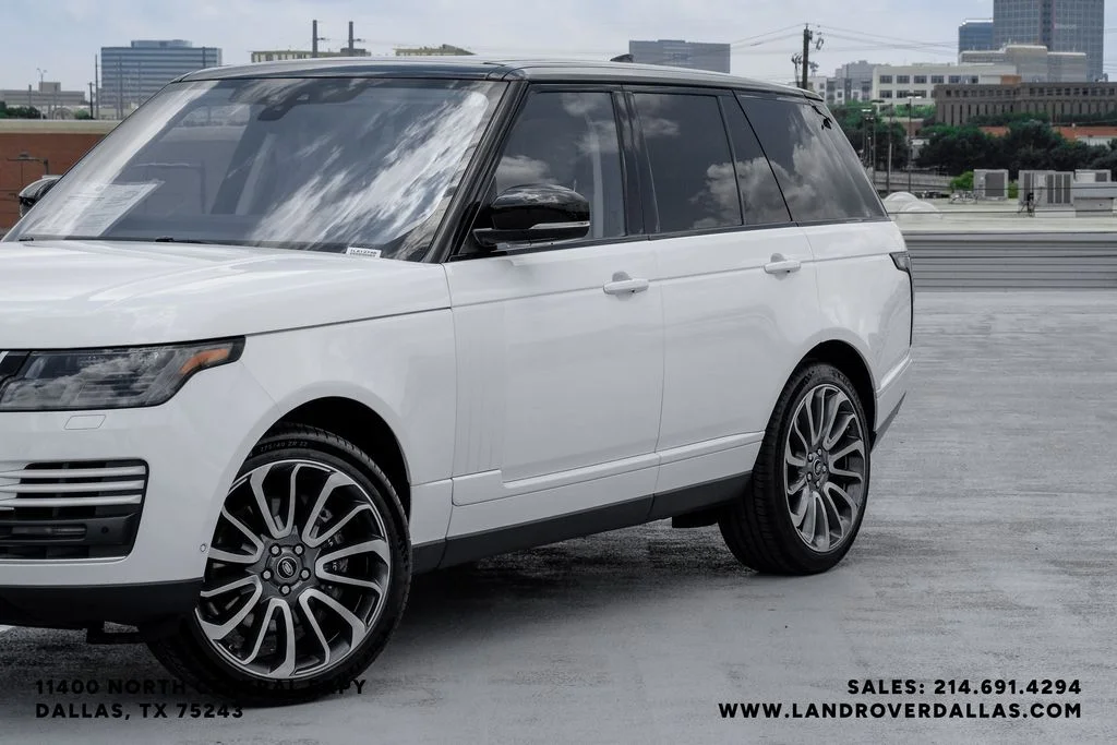 Used 2019 Fuji White Land Rover 5.0L V8 Supercharged image 4