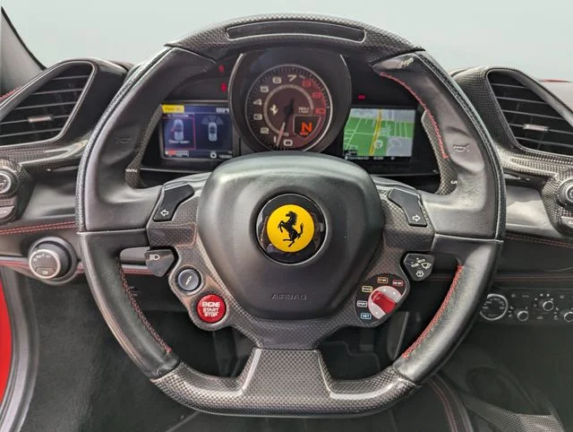 Used 2018  Ferrari Base image 38